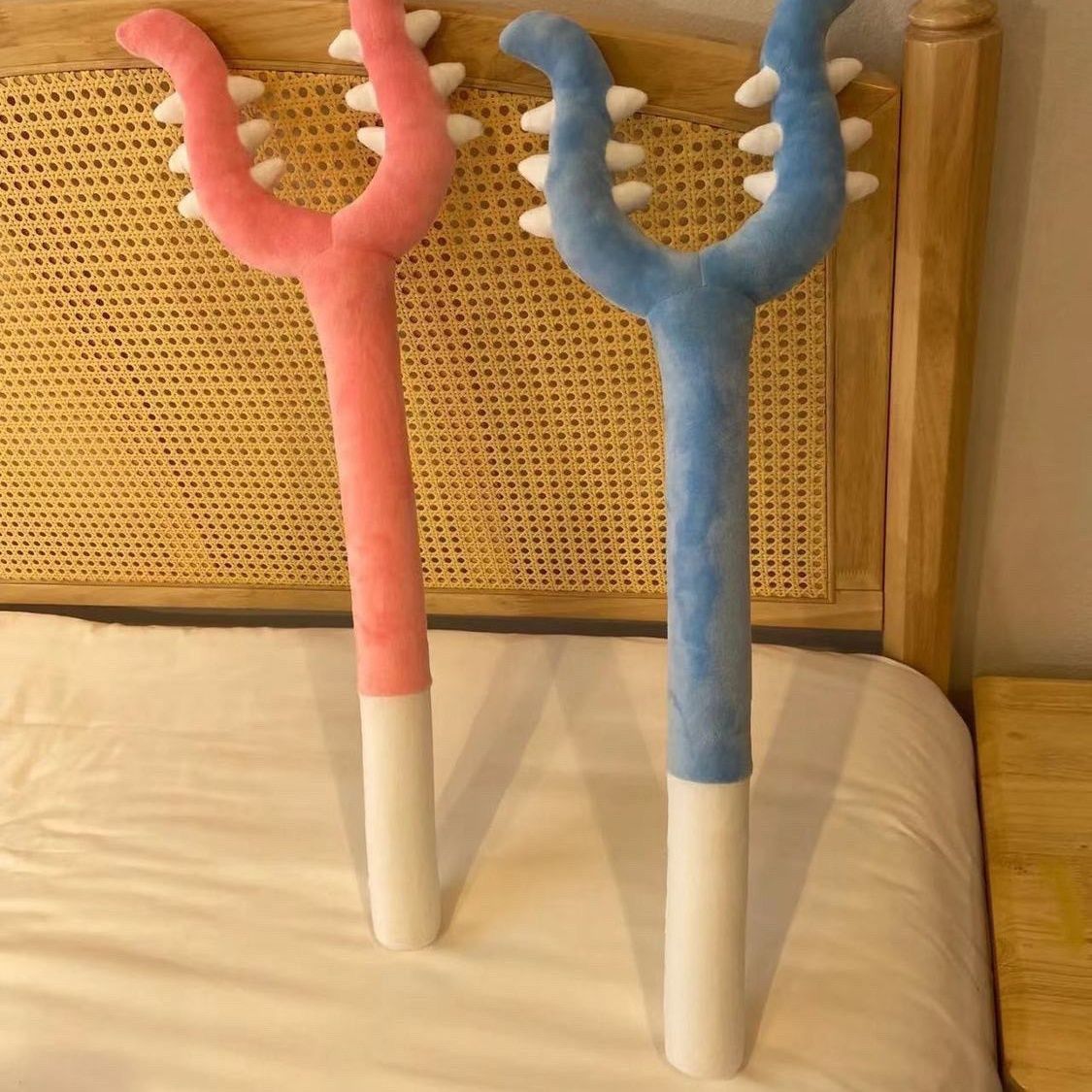 Prank Toys - Bâton de combat en peluche Chiikawa